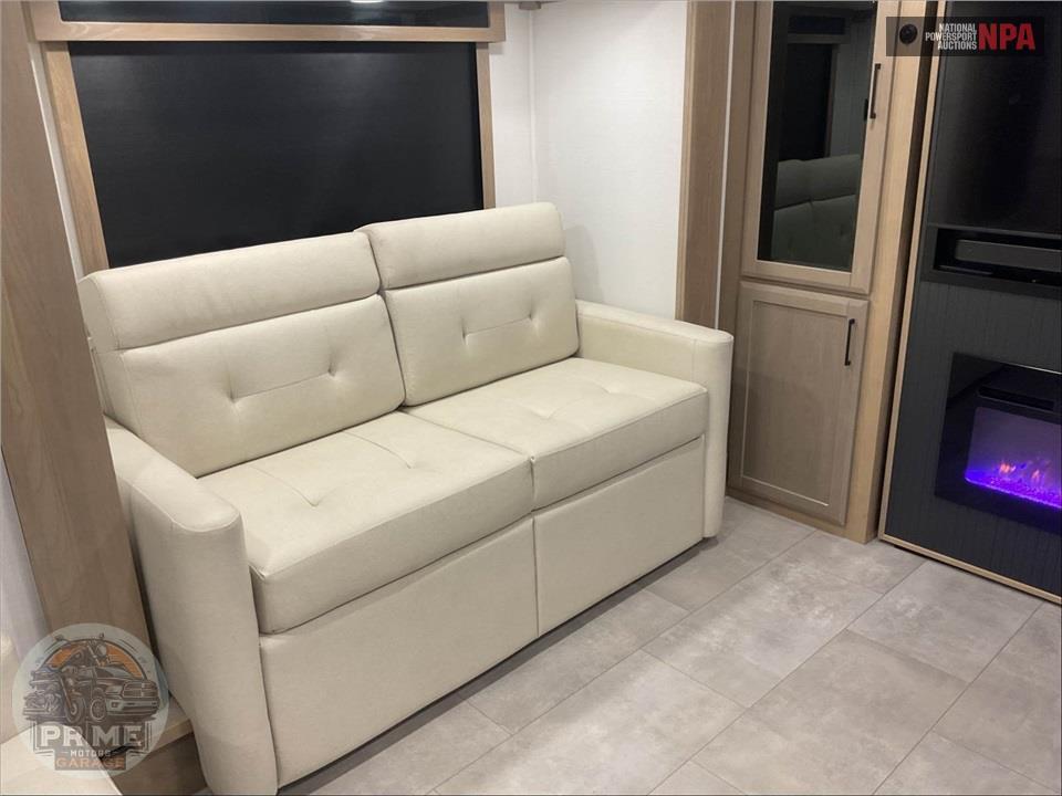 2024 Riverstone M-425FO - FIFTH WHEEL SERIES — фото 10