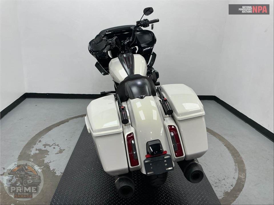 2024 Harley-Davidson FLTRXSTSE CVO ROAD GLIDE ST — фото 4