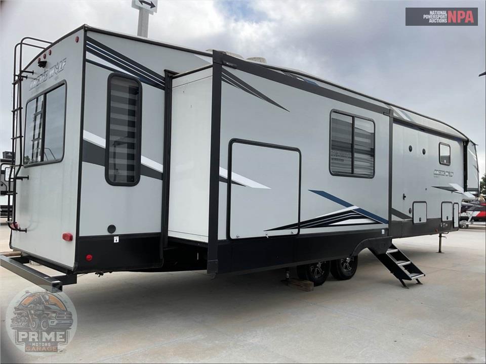 2021 Cherokee By Forest River M-3660SUITE - ARCTIC WOLF FIFTH WHEEL SERIES — фото 4