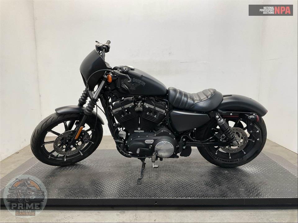 2017 Harley-Davidson XL883N IRON — фото 3