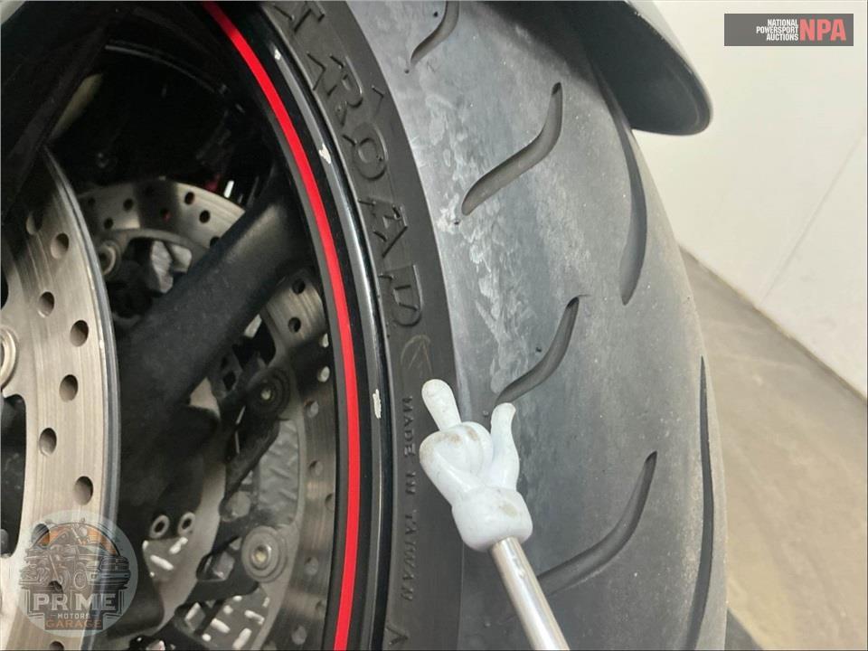2014 Yamaha YZF-R1 (RAPID RED/MATTE GRAY) — фото 24
