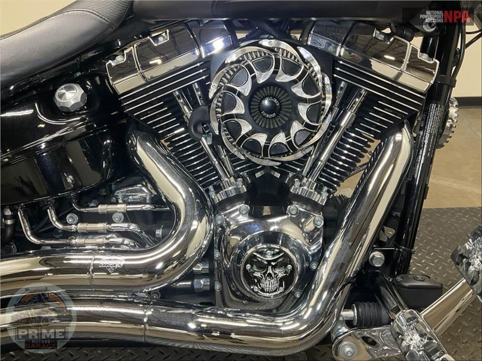 2017 Harley-Davidson FXSB BREAKOUT — фото 6