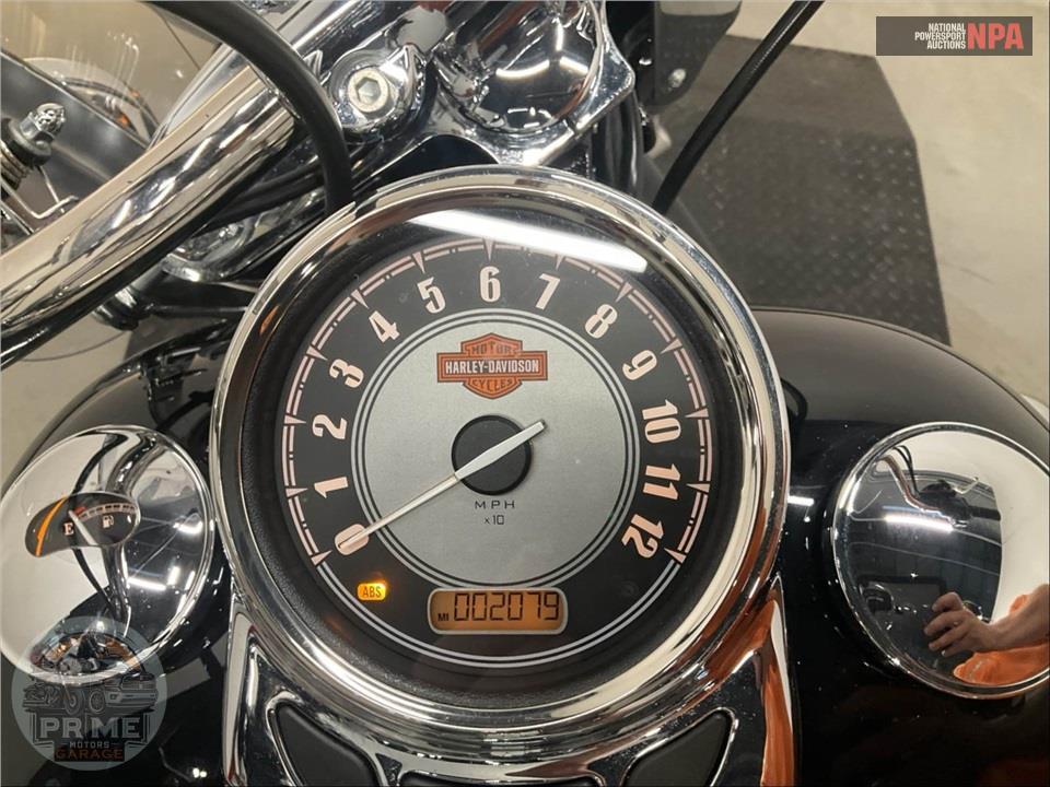 2016 Harley-Davidson FLSTC HERITAGE SOFTAIL CLASSIC — фото 5