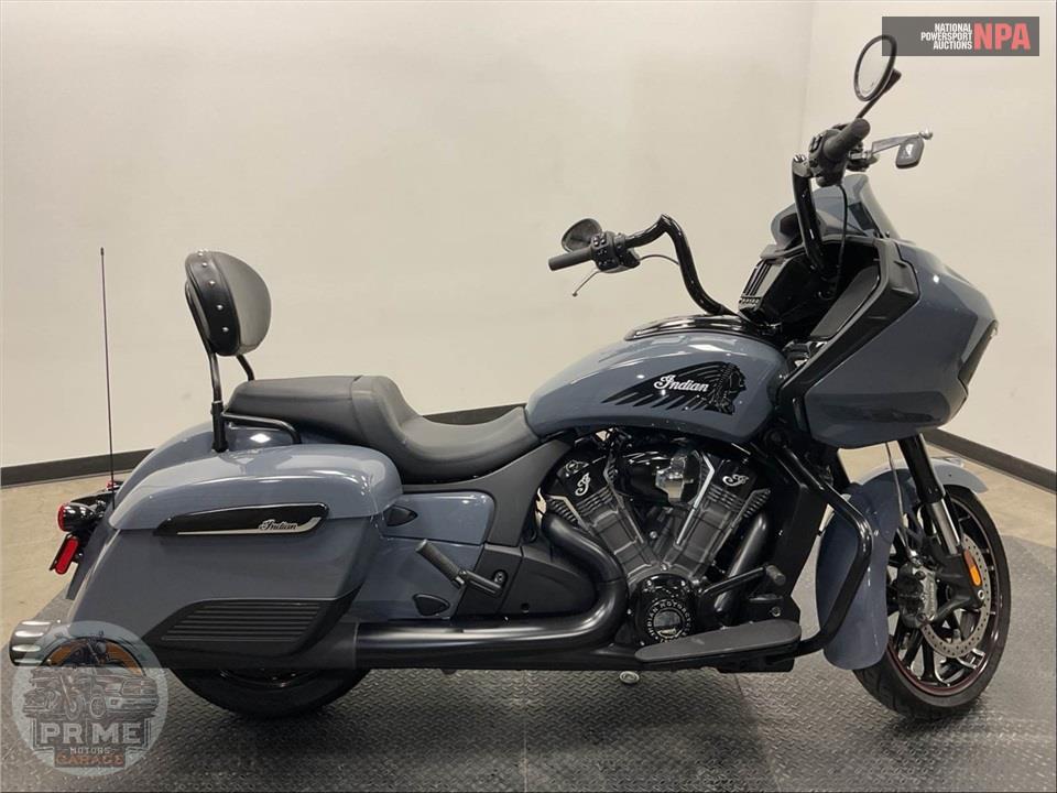 2022 INDIAN MOTORCYCLE CHALLENGER DARK HORSE ICON