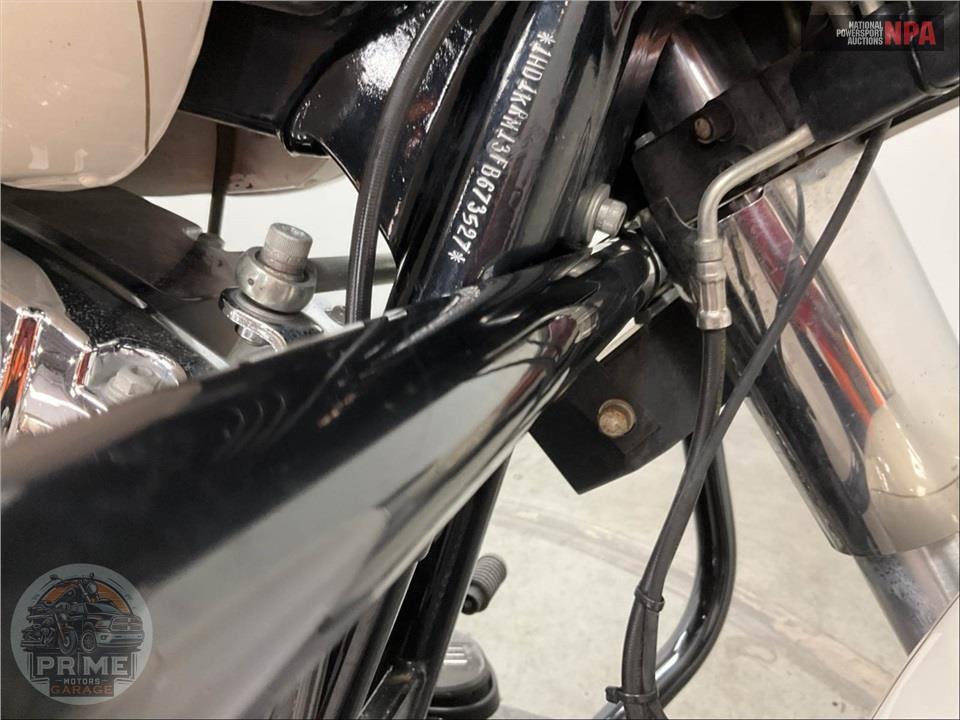 2015 Harley-Davidson FLHXS STREET GLIDE SPECIAL — фото 15