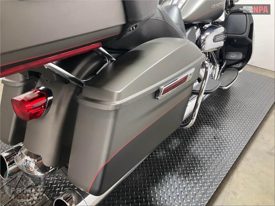 2018 Harley-Davidson FLHTK ULTRA LIMITED — фото 19