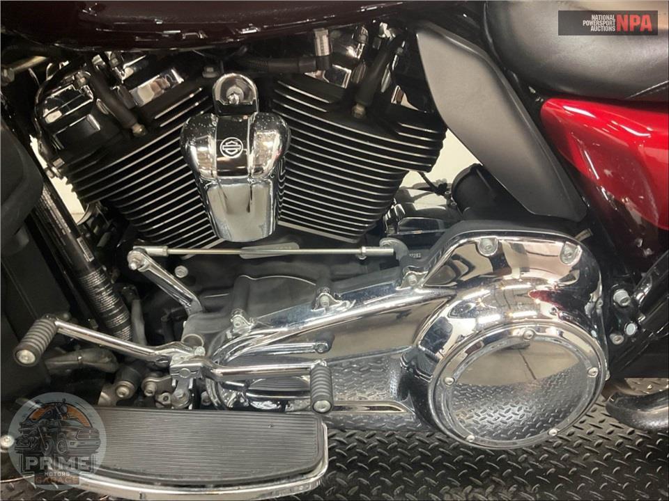 2018 Harley-Davidson FLHTKL ULTRA LIMITED LOW — фото 7