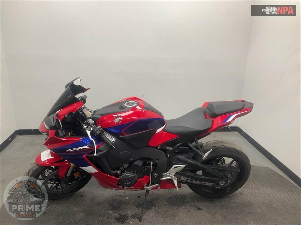 2023 Honda CBR1000RA (ABS) — фото 3