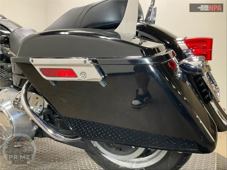 2014 Harley-Davidson FLD-103 DYNA SWITCHBACK — фото 19