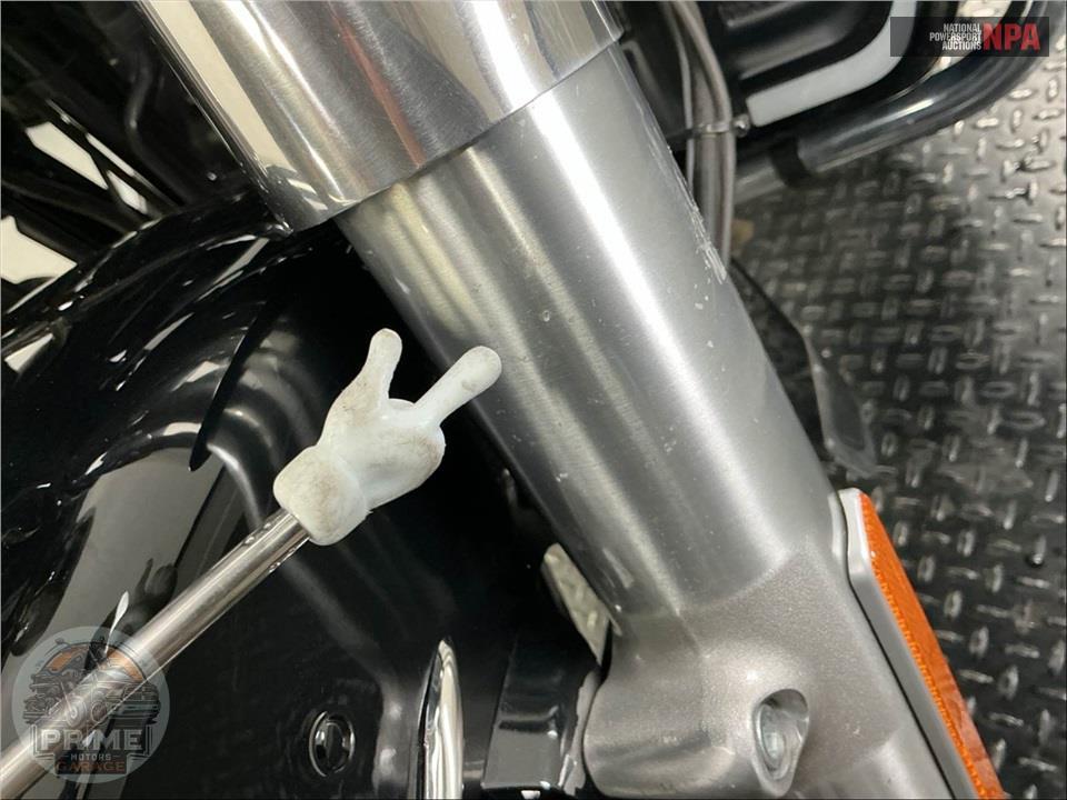 2019 Harley-Davidson FLHTK ULTRA LIMITED — фото 33