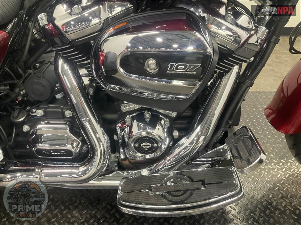 2017 Harley-Davidson FLRT FREEWHEELER — фото 6