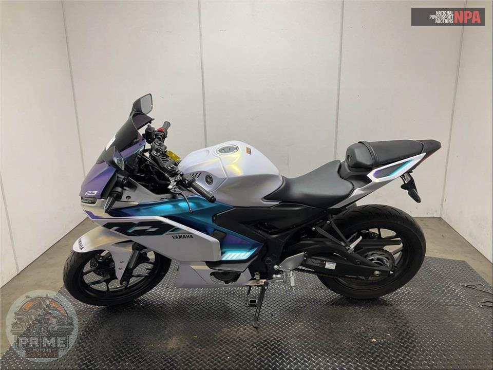 2025 Yamaha YZF-R3 — фото 3