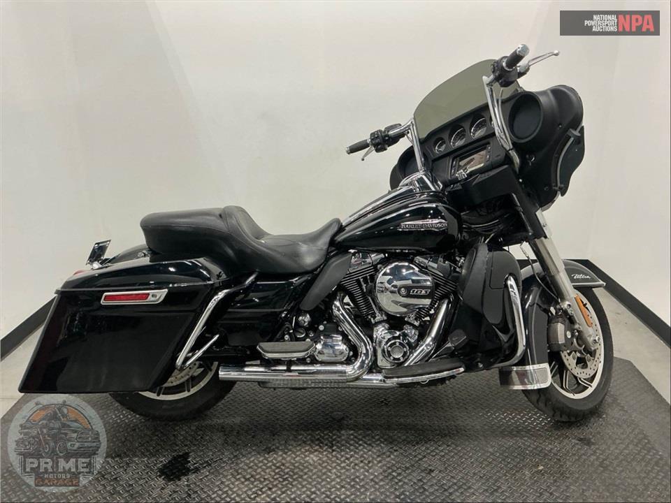2015 Harley-Davidson FLHTCU ULTRA CLASSIC ELECTRA GLIDE — фото 1