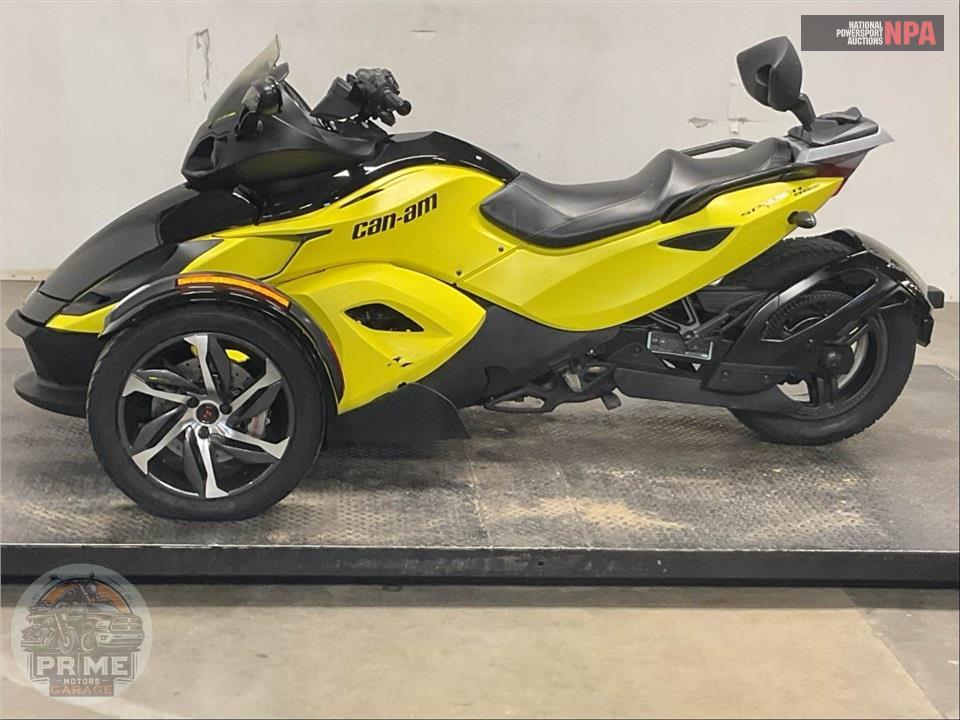 2014 Can-Am SPYDER RS-S SE5 — фото 3
