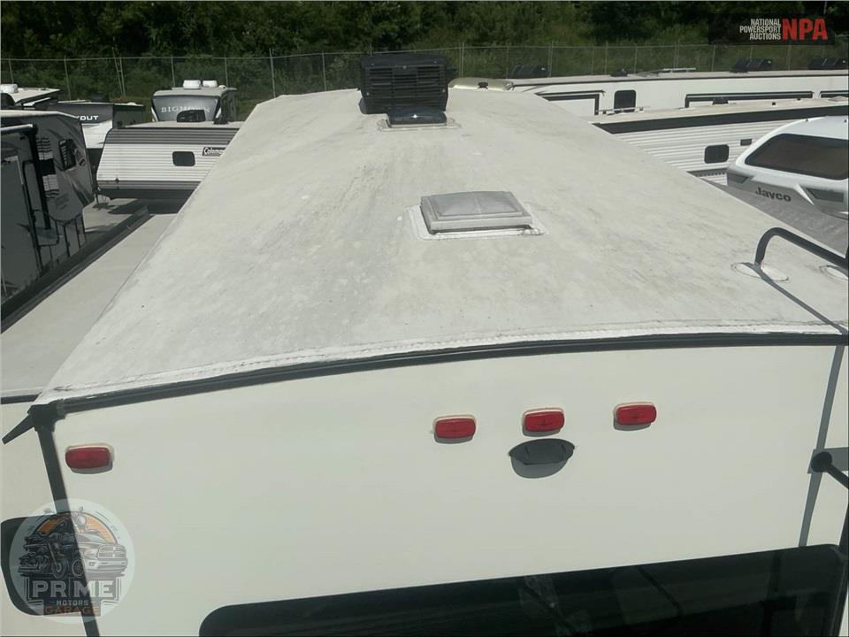2017 Rockwood By Forest River M-8288WSA - SIGNATURE ULTRA LITE FIFTH WHEEL SERIES — фото 30
