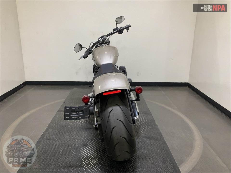 2018 Harley-Davidson FXBR BREAKOUT — фото 4