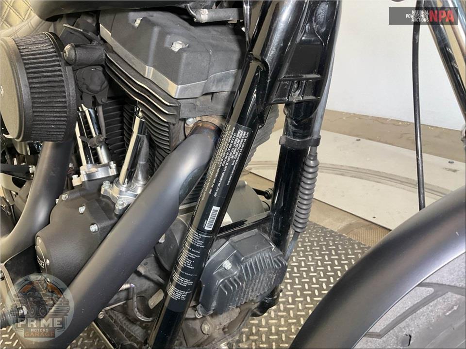 2016 Harley-Davidson FXDB STREET BOB — фото 14