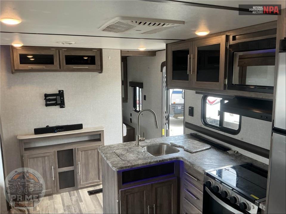 2021 Crossroads Rv M-270 BH ZINGER LITE SERIES — фото 7