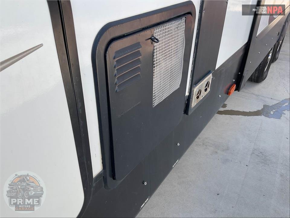 2021 Sabre By Forest River M-38DBQ - FIFTH WHEEL SERIES — фото 52