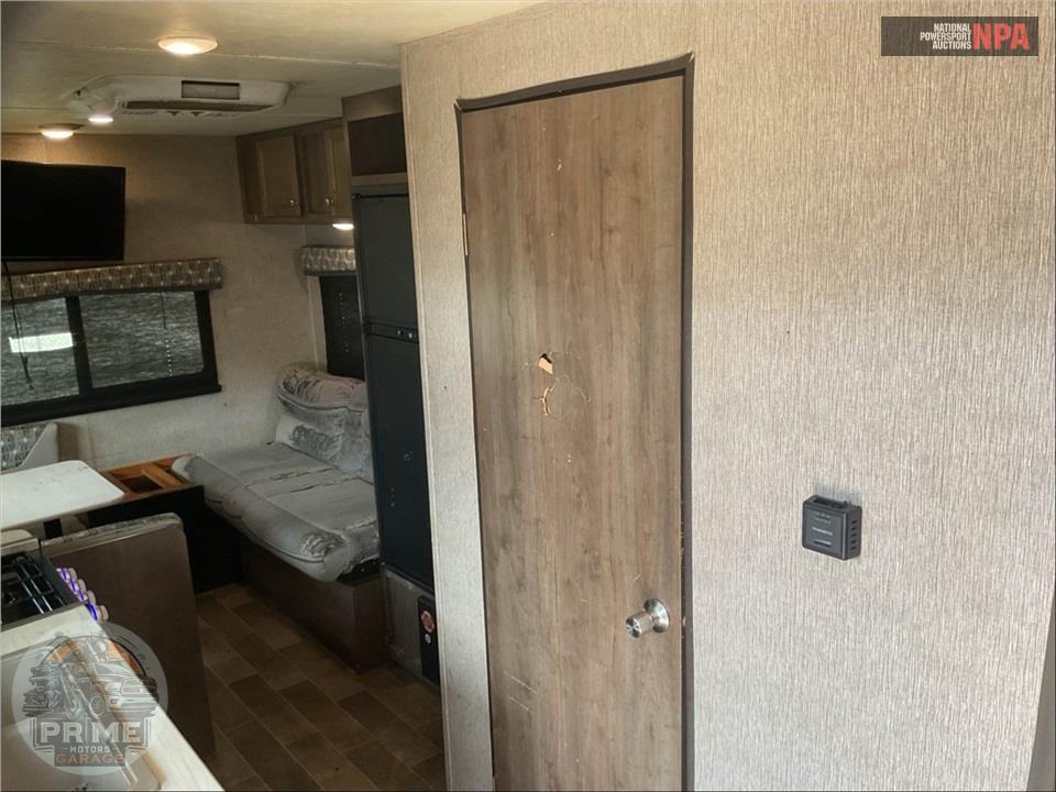 2019 Keystone Rv M-202 RD - SPRINGDALE SERIES — фото 6