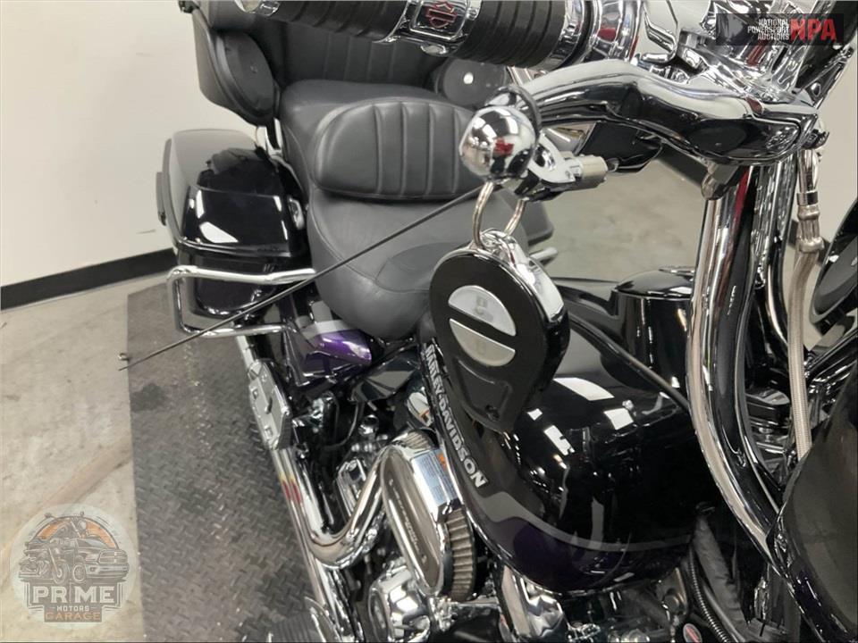 2021 Harley-Davidson FLHTKSE CVO LIMITED — фото 12