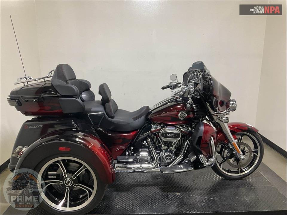 2022 Harley-Davidson FLHTCUTGSE CVO TRI GLIDE — фото 1