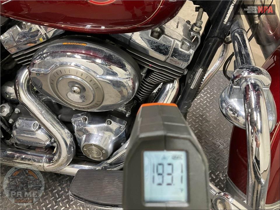 2010 Harley-Davidson FLHTC ELECTRA GLIDE CLASSIC — фото 8