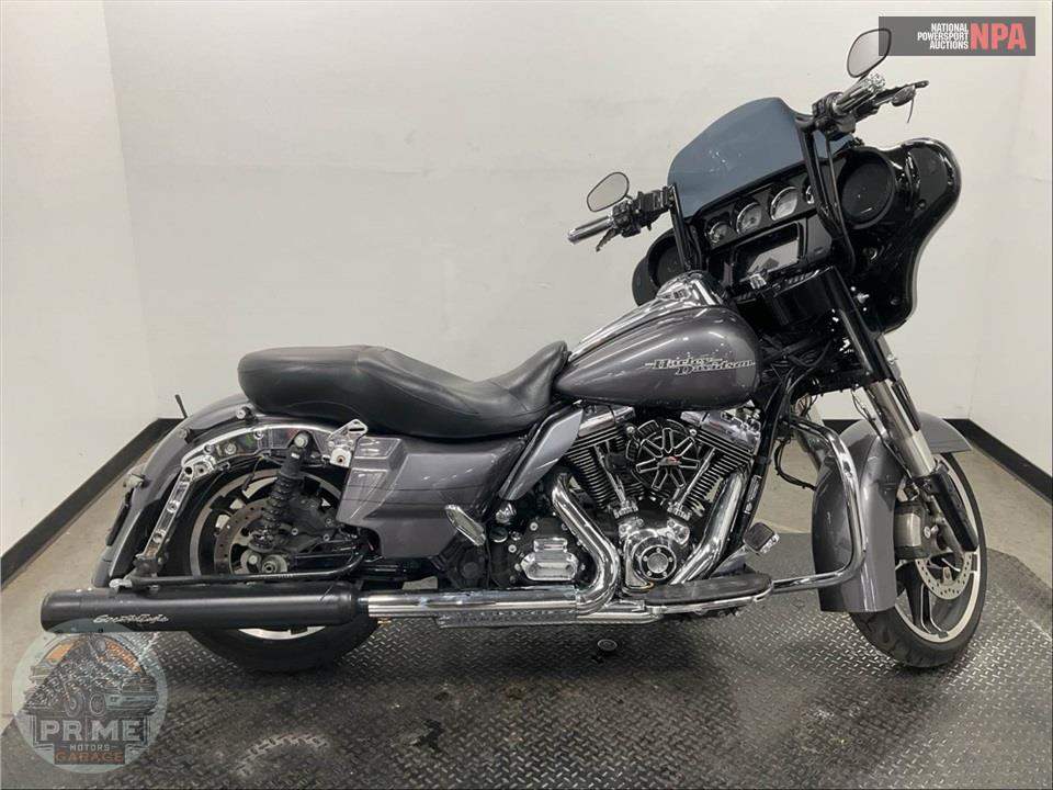 2015 Harley-Davidson FLHXS STREET GLIDE SPECIAL — фото 1