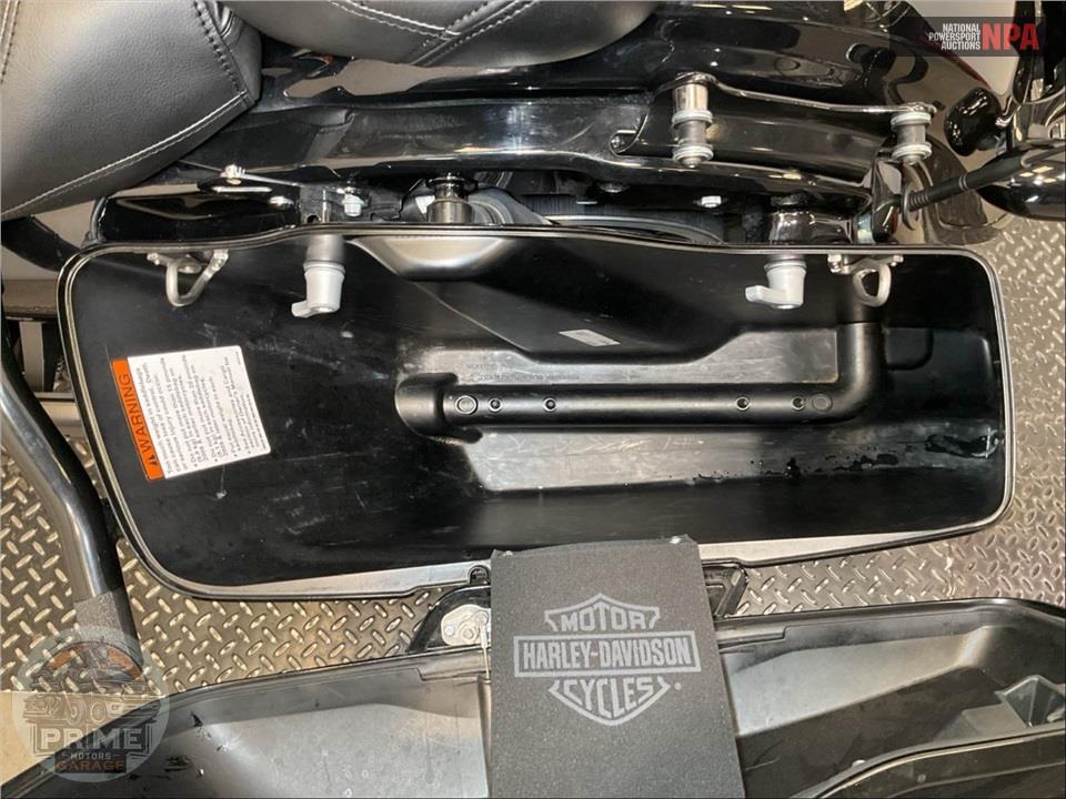 2021 Harley-Davidson FLHXS STREET GLIDE SPECIAL — фото 23