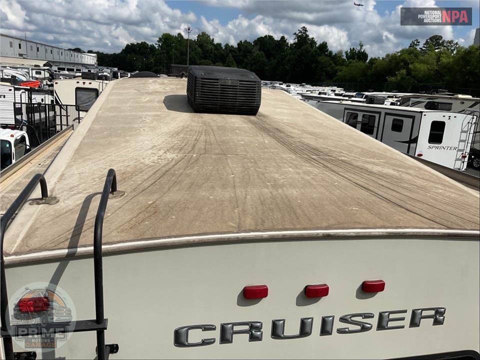 2016 Crossroads Rv M-305 RS - CRUISER FIFTH WHEEL SERIES — фото 46