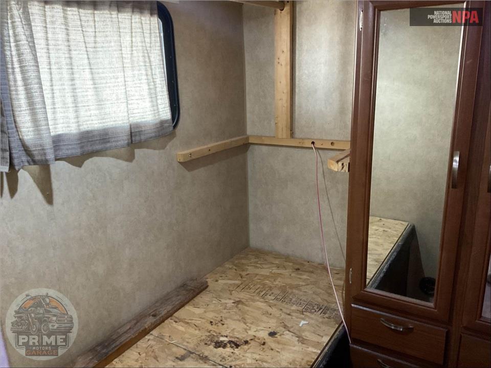 2015 Salem By Forest River M-281QBXL - CRUISE LITE SERIES — фото 14