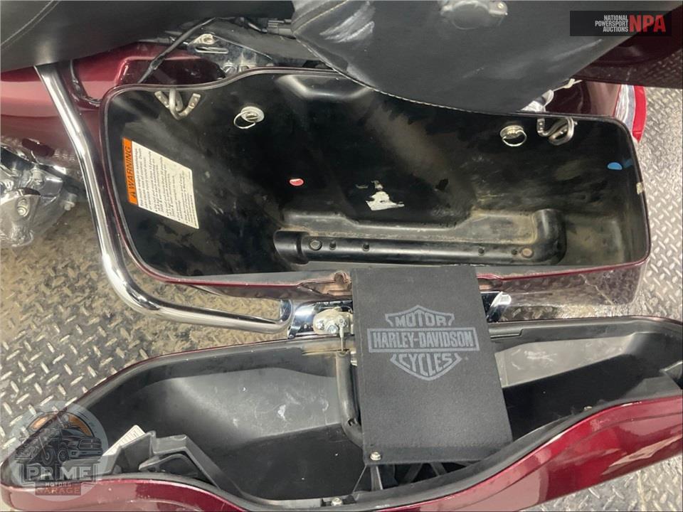 2014 Harley-Davidson FLHTK ELECTRA GLIDE ULTRA LIMITED — фото 19