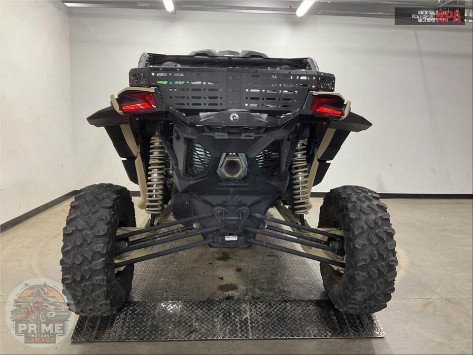 2023 Can-Am MAVERICK X3 MAX RS TURBO RR 72 (TAN/BLACK) — фото 4