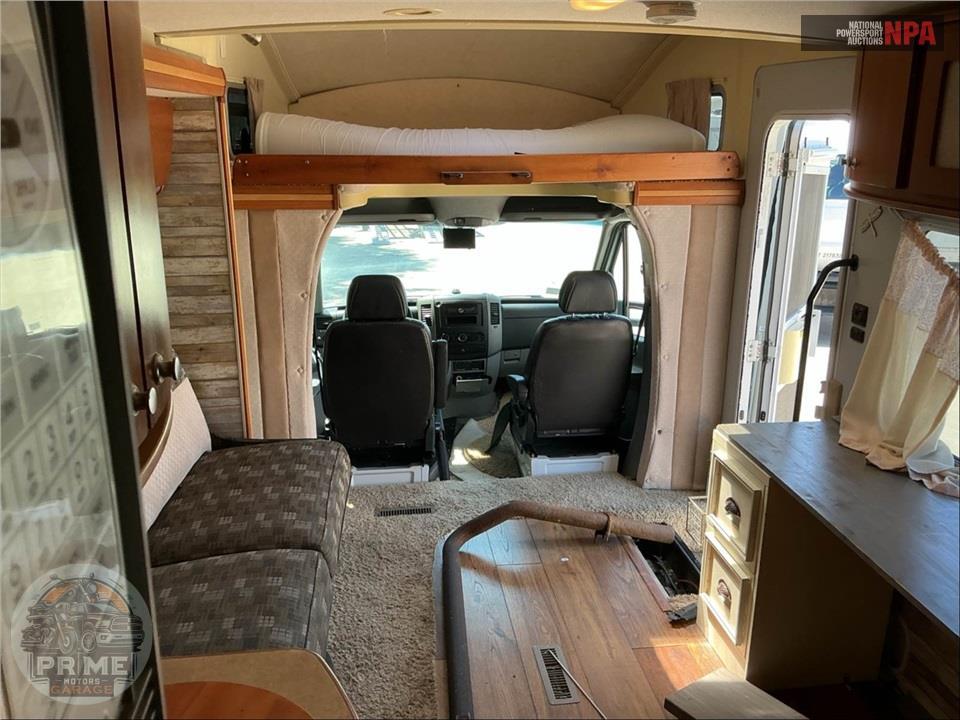 2008 Winnebago M-24H-DODGE SPRINTER DIESEL - VIEW SERIES — фото 9