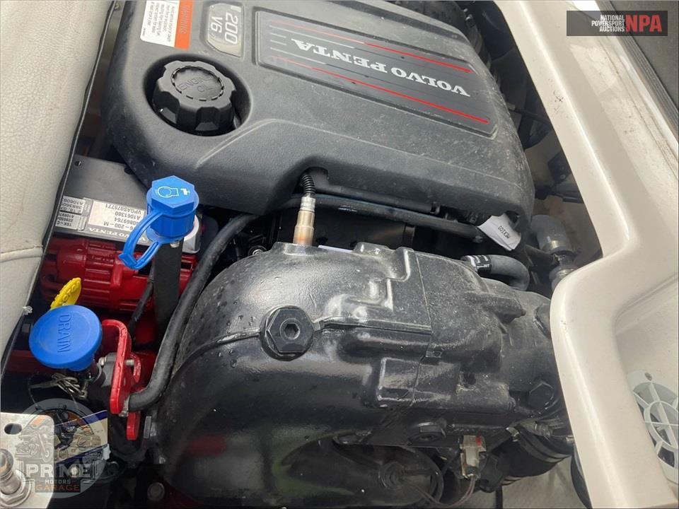 2019 Regal Marine 1900 ES L=20/E=1- 200HP VOLVO SD — фото 8