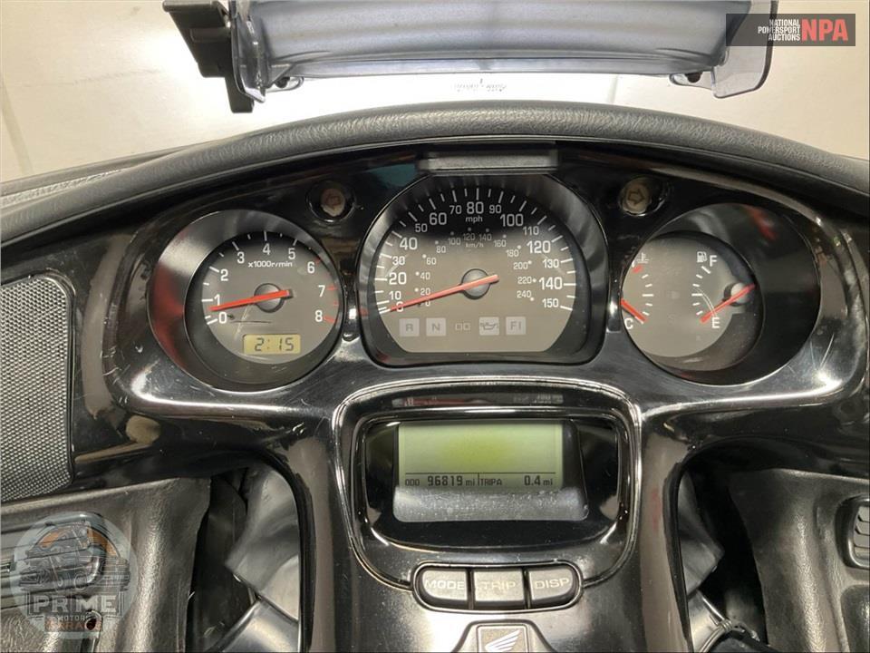 2002 Honda GL18002 GOLDWING — фото 5