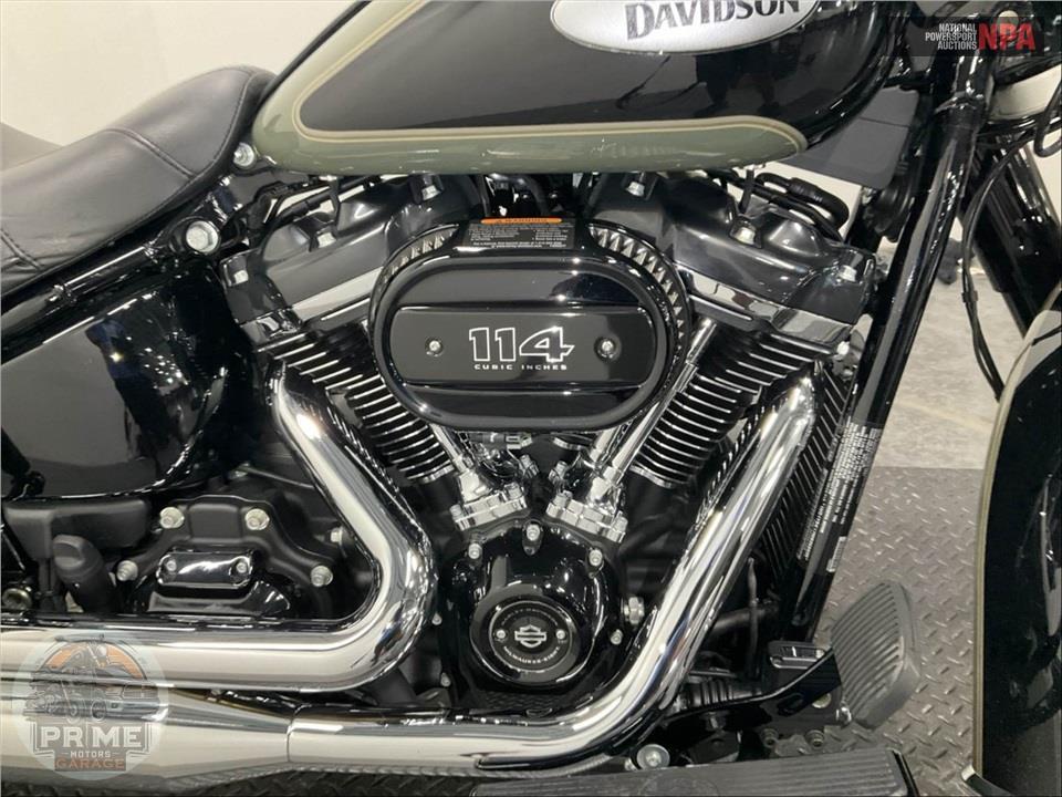 2021 Harley-Davidson FLHCS HERITAGE CLASSIC 114 — фото 6