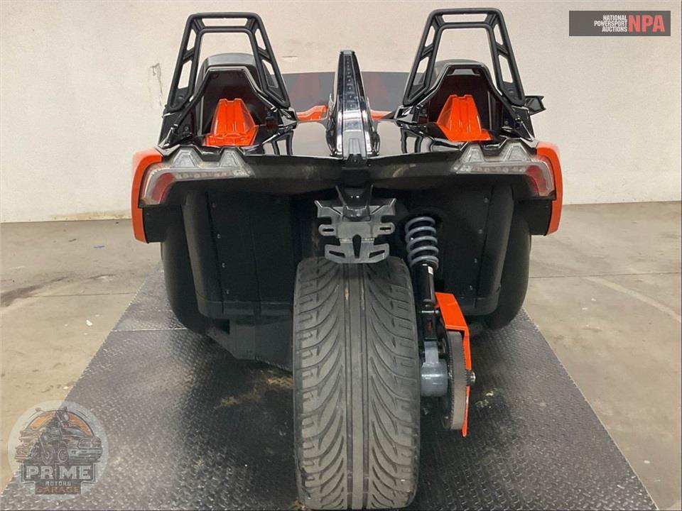 2023 Polaris SLINGSHOT R WITH AUTODRIVE — фото 4
