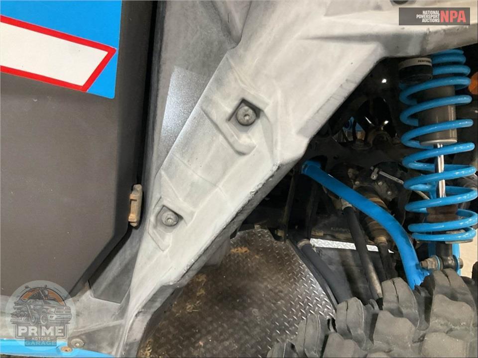 2019 Can-Am MAVERICK SPORT X RC 1000R — фото 13