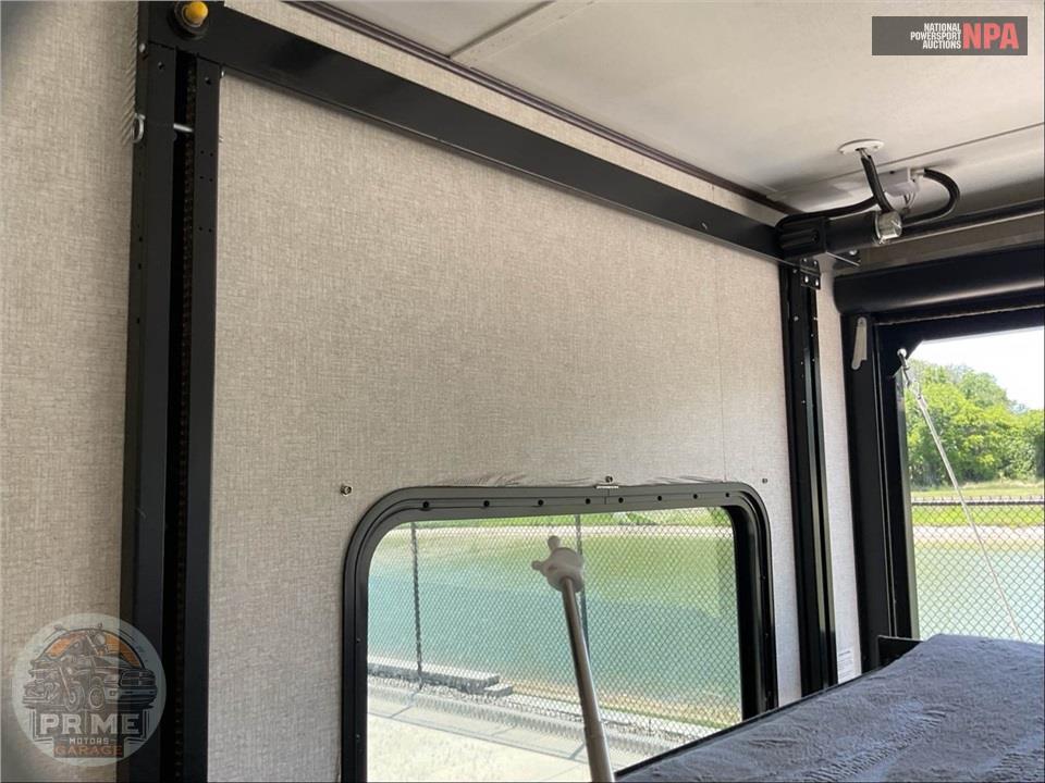 2018 Keystone Rv M-35 - CARBON TOY HAULER SERIES — фото 25