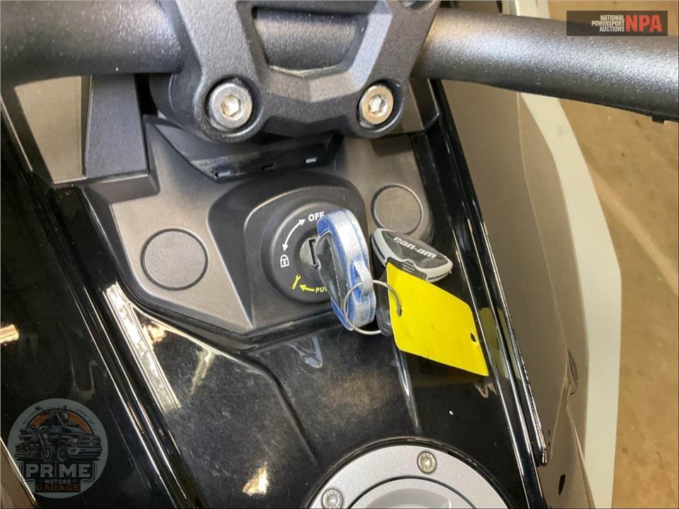 2022 Can-Am SPYDER F3 LIMITED — фото 10