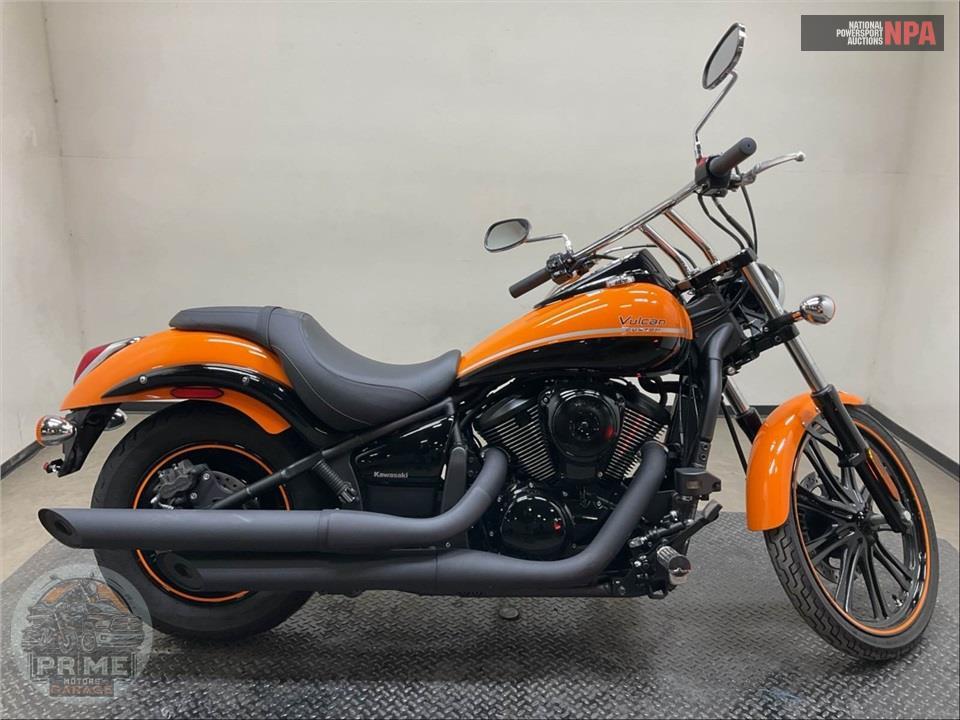 2021 Kawasaki VN900CMFAL VULCAN 900 CUSTOM — фото 1