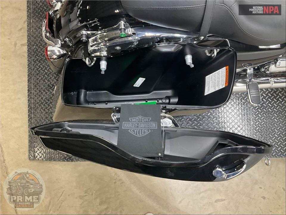 2023 Harley-Davidson FLHX STREET GLIDE — фото 17