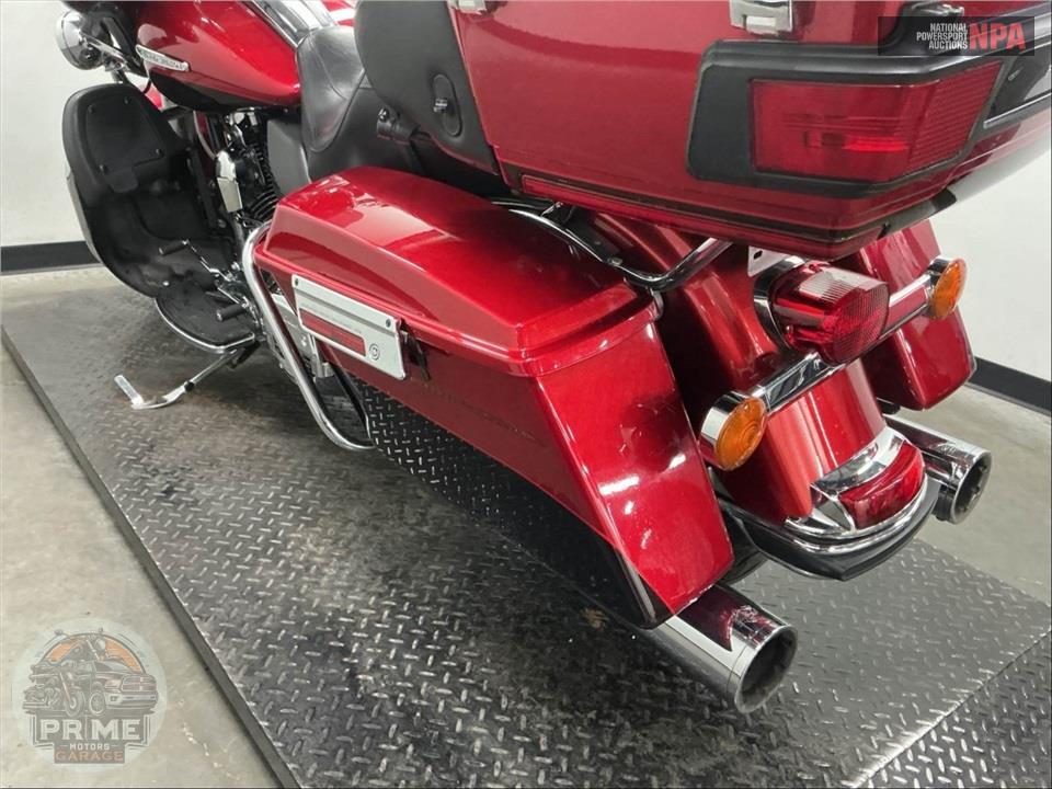 2013 Harley-Davidson FLHTK ELECTRA GLIDE UL LI — фото 24