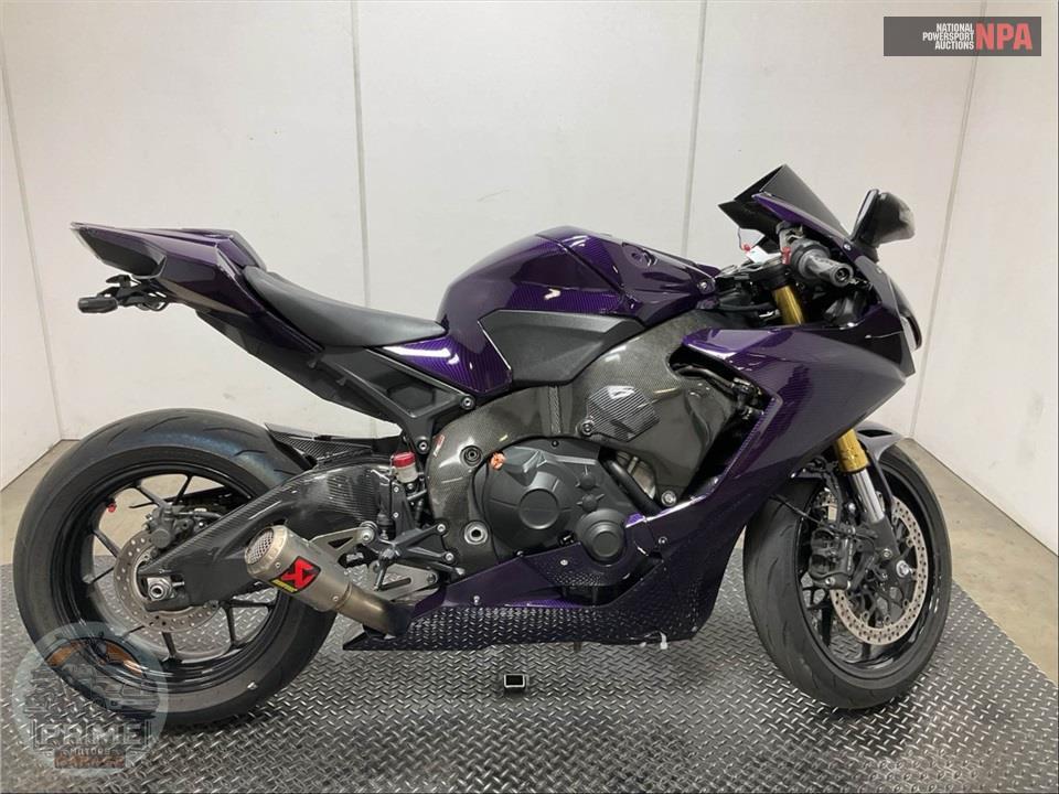 2021 Honda CBR1000RR — фото 1