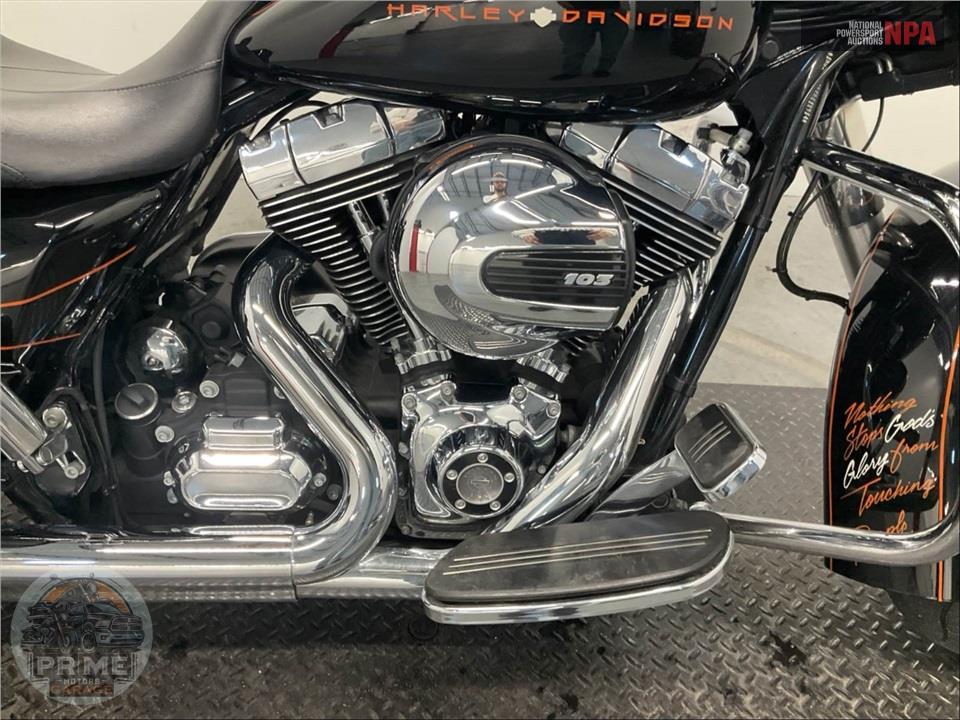 2016 Harley-Davidson FLHXS STREET GLIDE SPECIAL — фото 6