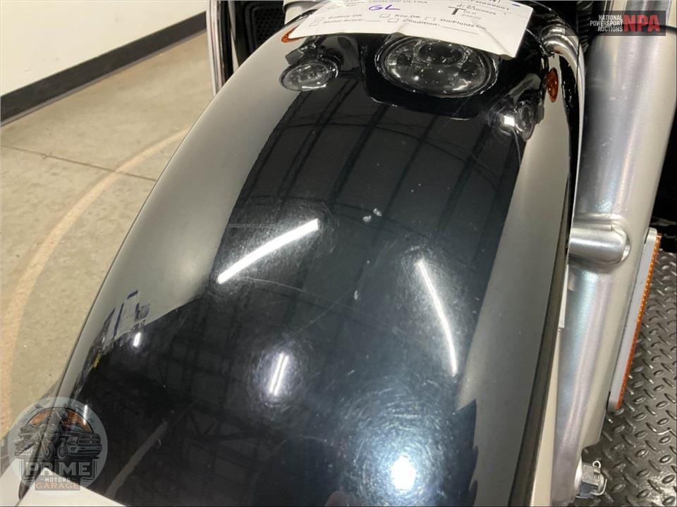 2015 Harley-Davidson FLHTCUTG TRIGLIDE ULTRA CLASSIC — фото 18