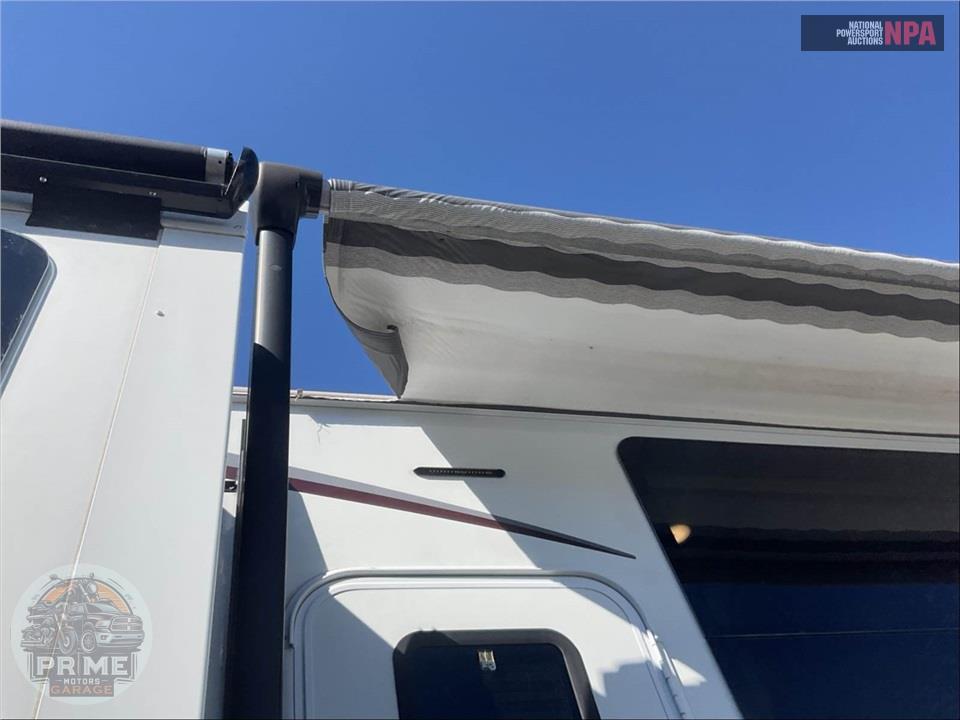 2022 Grand Design Recreational Vehicles M-390RK - SOLITUDE FIFTH WHEEL SERIES — фото 60
