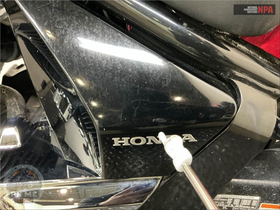 2018 Honda VT1300CX FURY — фото 20