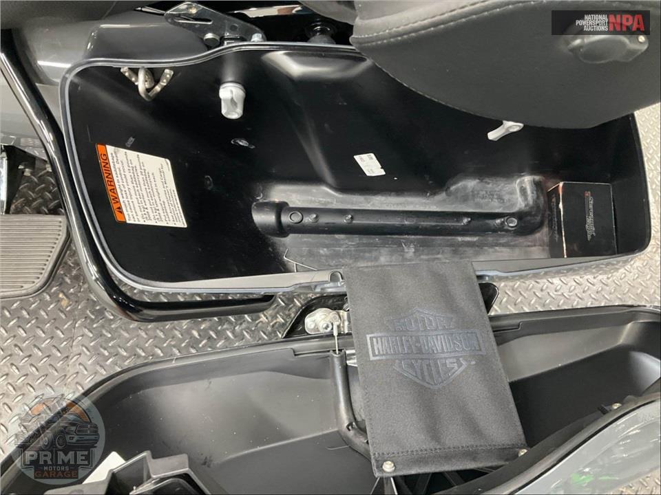 2022 Harley-Davidson FLTRK ROAD GLIDE LIMITED — фото 16